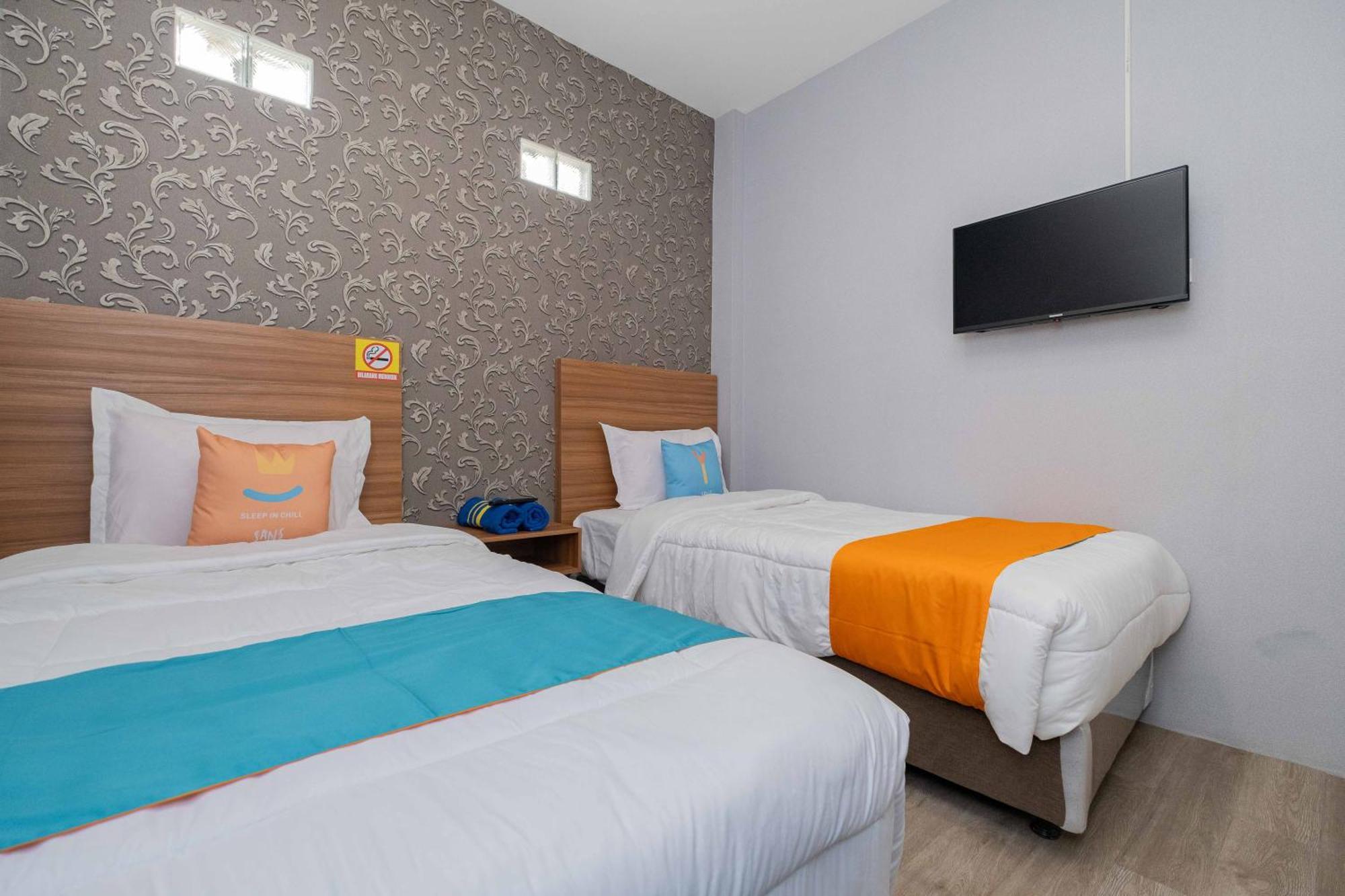 Sans Wm Hotel Blitar Extérieur photo